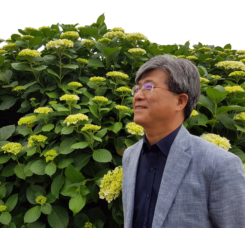 김용균 시인0.jpg