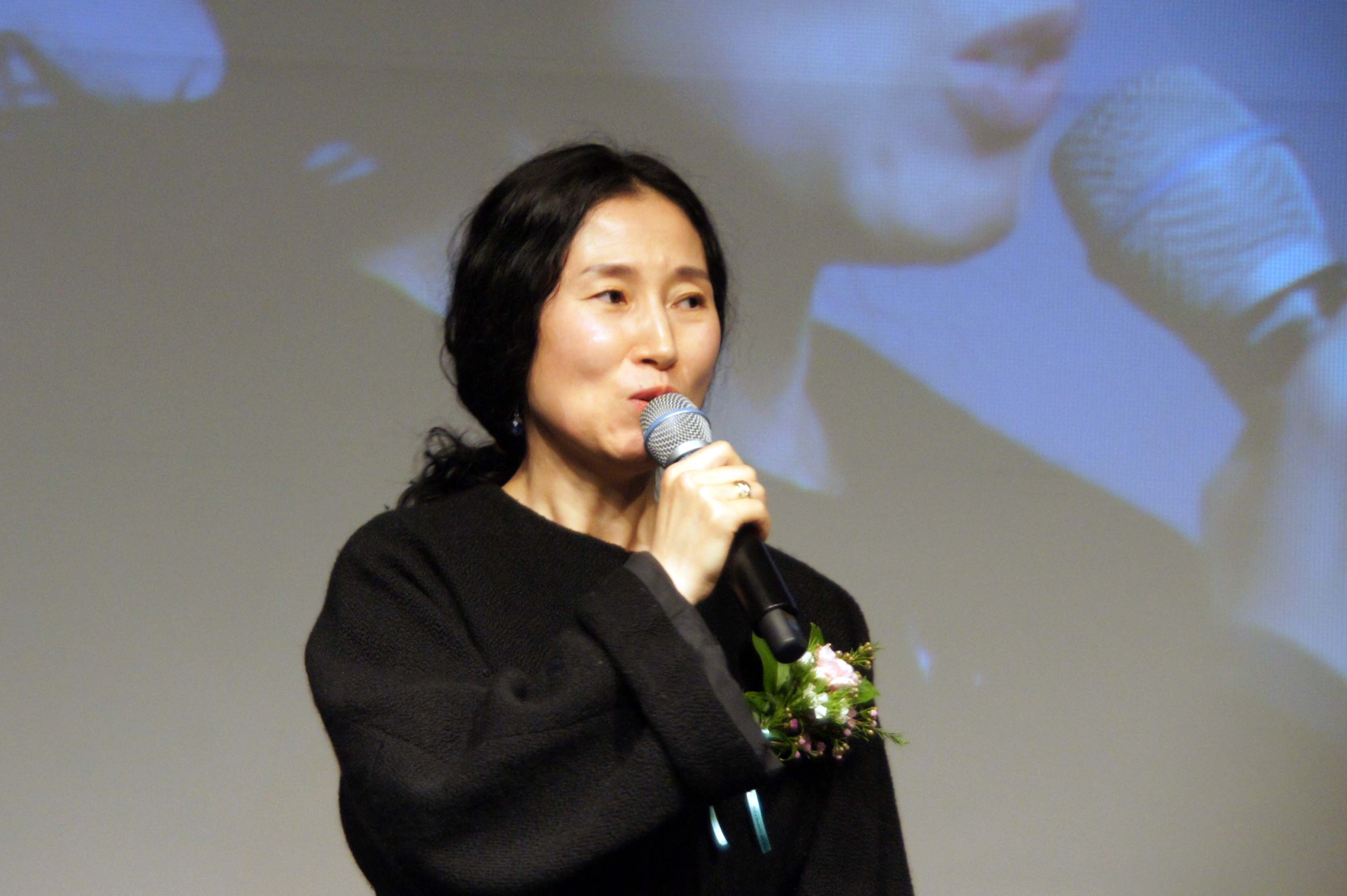 수상자 허은실 시인.JPG
